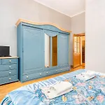 Апартаменты Orchid Old Town